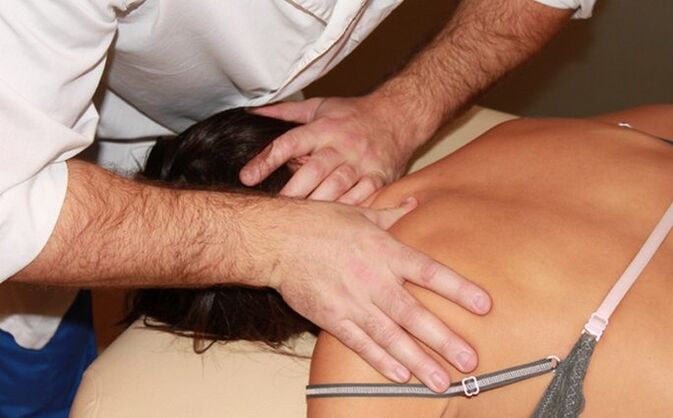 Manualne techniki leczenia osteochondrozy szyjnej